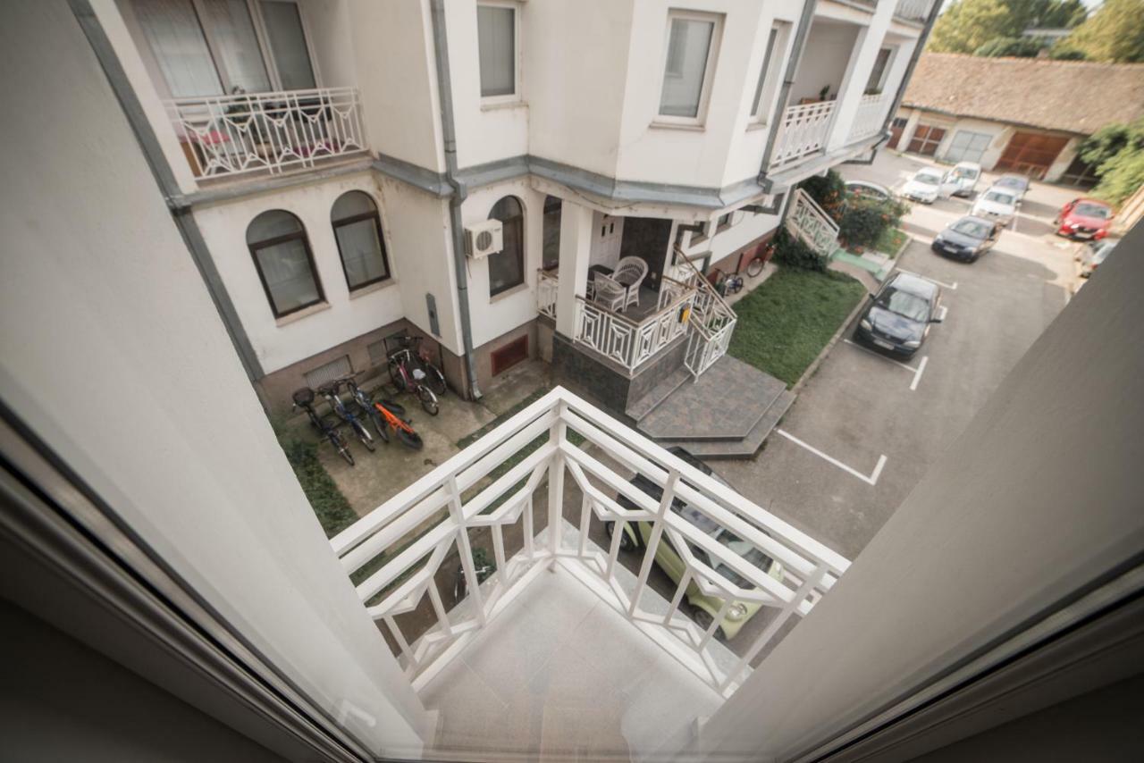 Royal Apartment Bačka Palanka Eksteriør bilde